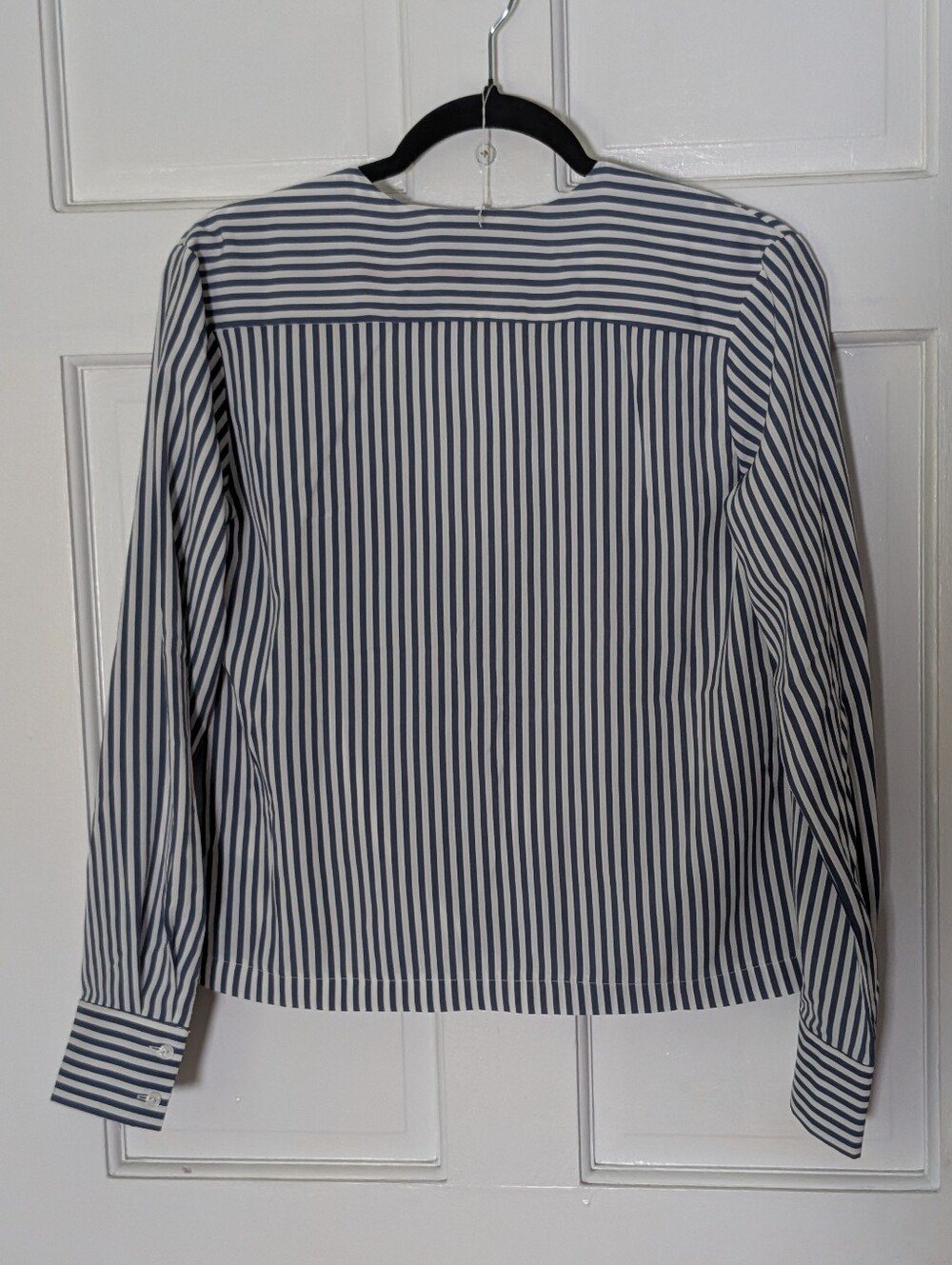Bishop + Young Blue & White Stripe Wrap Blouse Size Small - Picture 4 of 4